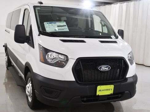 New 2026 Ford Transit 350 148 Low Roof Wagon AWD image 4