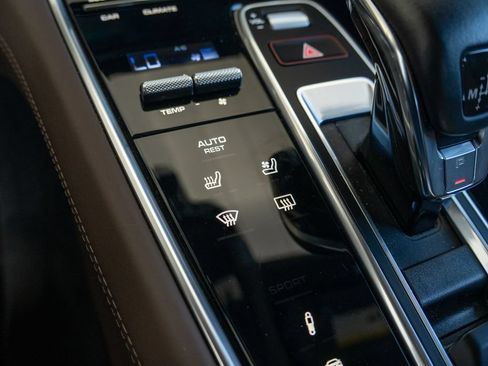 Certified 2023 Porsche Panamera 4S AWD/4WD image 10