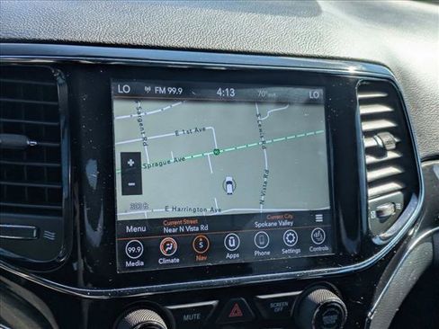 Used 2019 Jeep Grand Cherokee Trailhawk AWD/4WD image 19