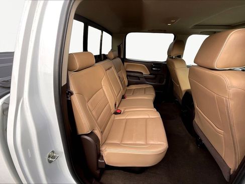 Used 2017 GMC Sierra 3500 Denali w/ Duramax Plus Package image 27