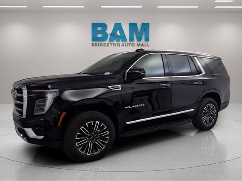 New 2026 GMC Yukon Elevation w/ LPO, Floor Liner Package image 3