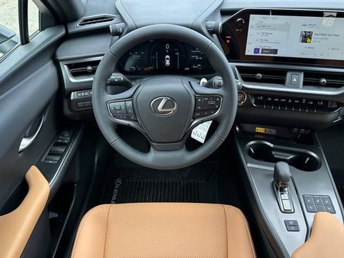 New 2026 Lexus UX 300h AWD image 12