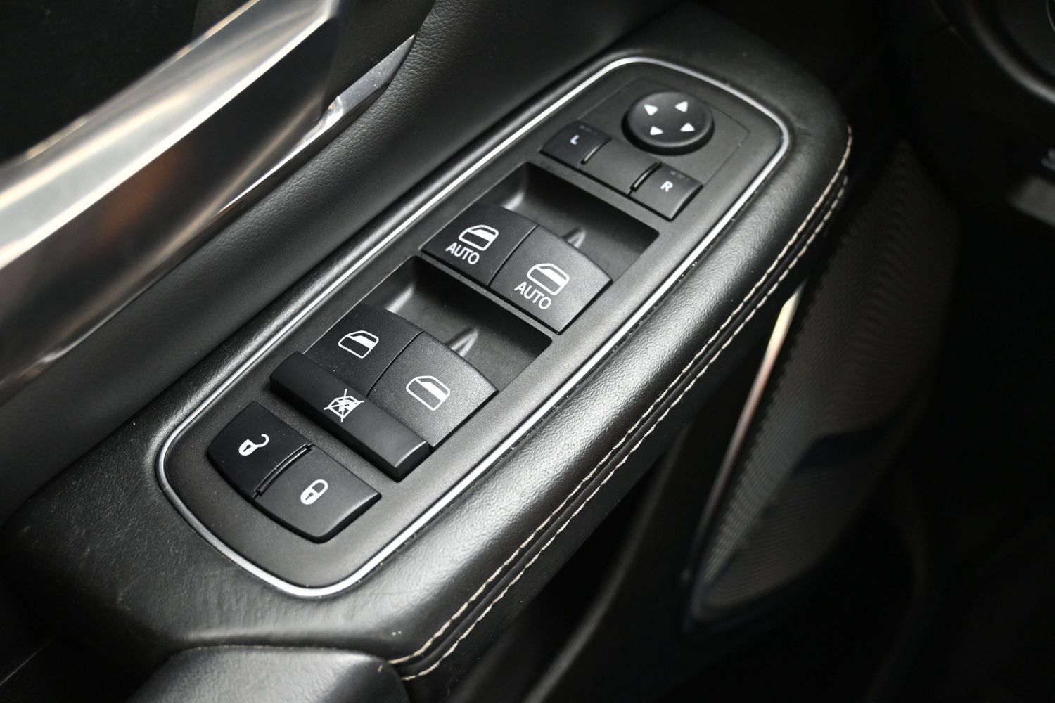 Used 2019 RAM 1500 Limited AWD/4WD image 25