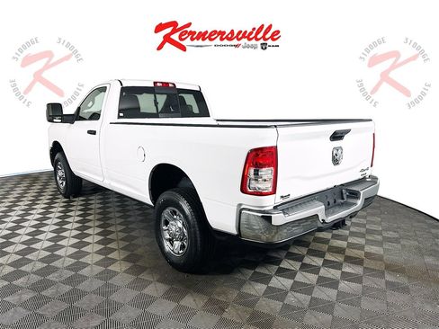 Used 2024 RAM 2500 Tradesman w/ Chrome Appearance Group image 5