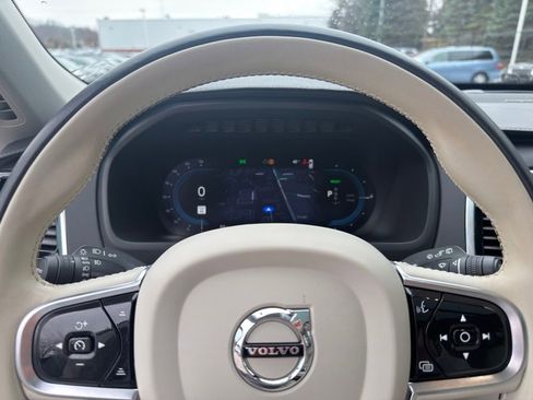 Used 2023 Volvo XC90 T8 Ultimate w/ Protection Package Premier image 21