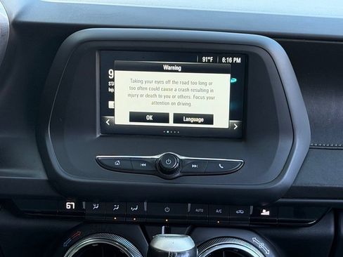 Used 2018 Chevrolet Camaro LT RWD image 42