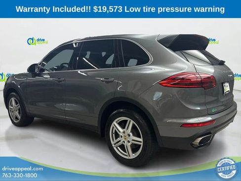 Used 2016 Porsche Cayenne AWD/4WD image 8