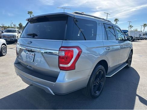 Certified 2021 Ford Expedition XLT image 7