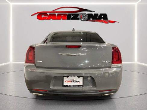 Used 2019 Chrysler 300 S image 4