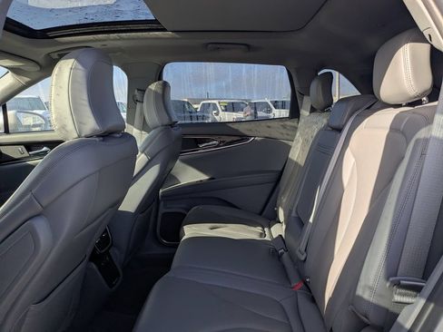 Used 2022 Lincoln Nautilus Reserve w/ Luxury Package FWD image 14