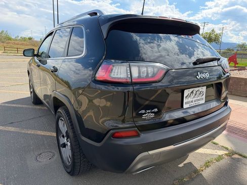 Used 2019 Jeep Cherokee Limited AWD/4WD image 7