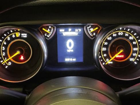 Used 2022 Jeep Wrangler Willys image 8