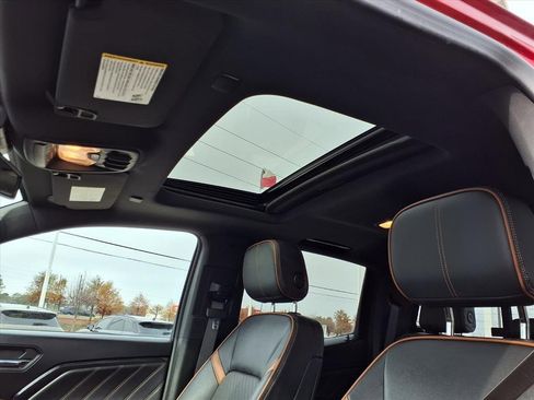 Used 2024 GMC Canyon AT4 w/ AT4 Premium Package image 14