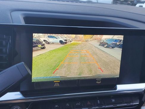 New 2026 Chevrolet Silverado 1500 LT image 24