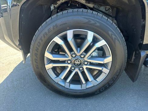 Certified 2026 Toyota 4Runner Limited AWD/4WD image 13