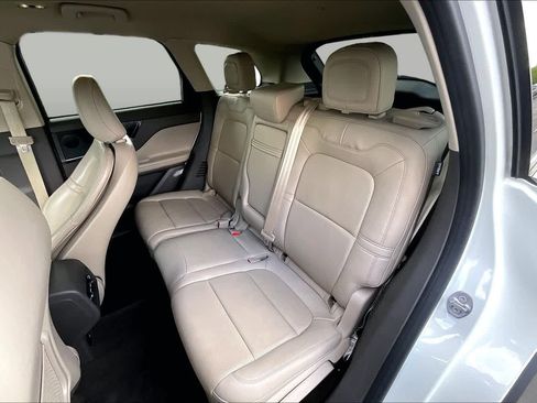 Used 2023 Lincoln Corsair Reserve FWD image 25