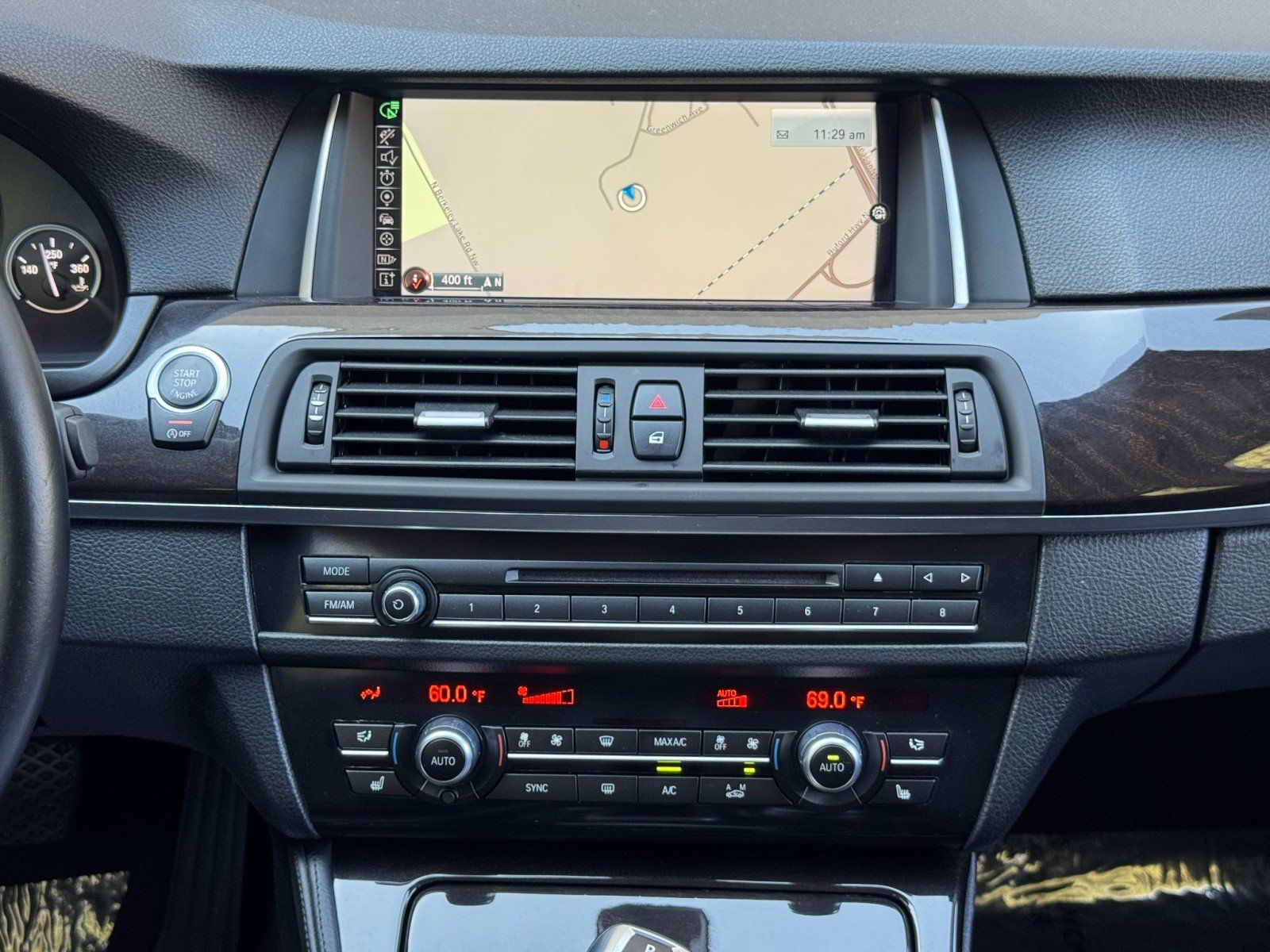 Used 2015 BMW 528i xDrive Sedan AWD/4WD image 24