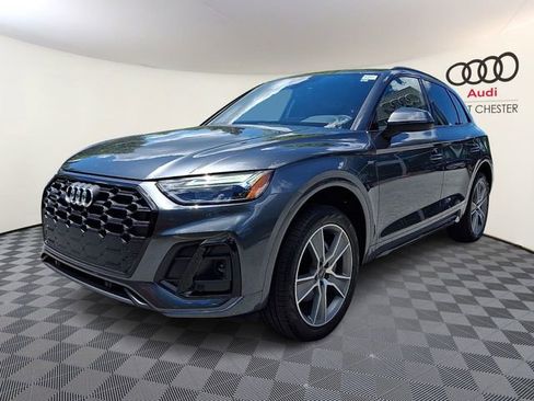 Used 2025 Audi Q5 2.0T Premium w/ Convenience Plus Package AWD/4WD image 3