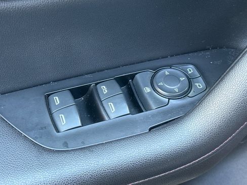 Used 2021 Chevrolet Blazer RS w/ Enhanced Convenience Package image 13