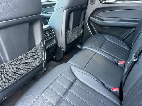 Used 2018 Mercedes-Benz GLE 350 4MATIC image 12