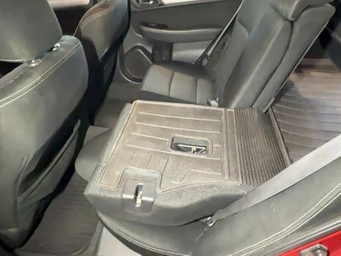 Used 2017 Subaru Outback 2.5i Premium image 65