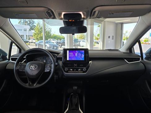 Used 2024 Toyota Corolla LE FWD image 24
