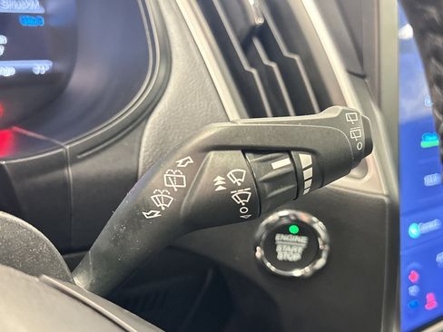 Certified 2022 Ford Edge SEL w/ Convenience Package image 38