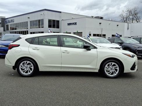 Certified 2025 Subaru Impreza 2.0i image 7