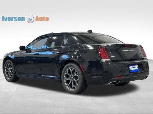 Used 2018 Chrysler 300 S w/ Beats Audio Group image 6