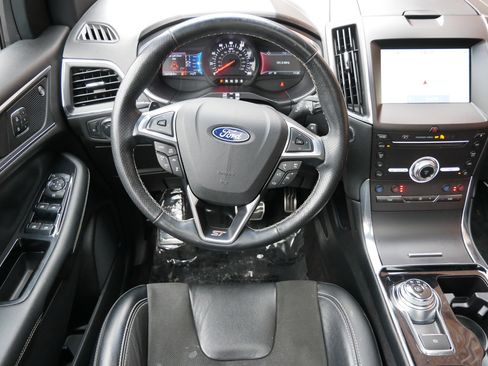 Used 2019 Ford Edge ST w/ Equipment Group 401A image 15