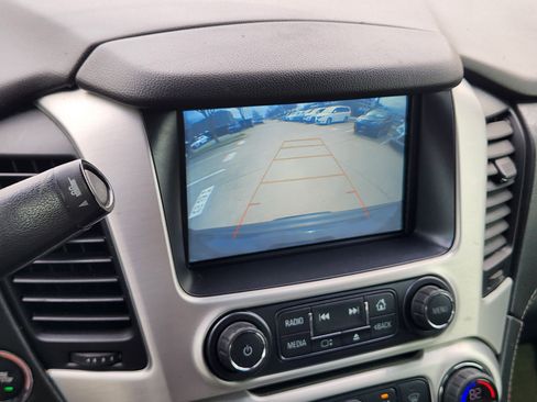 Used 2018 GMC Yukon XL SLT w/ Premium Edition image 19