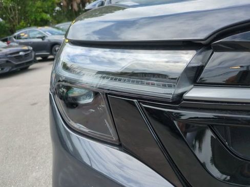 New 2026 Subaru Forester Touring AWD/4WD image 9