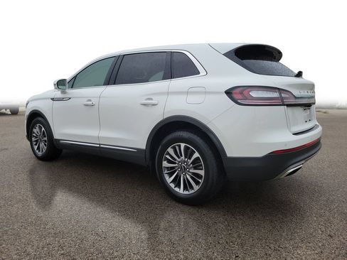 Used 2022 Lincoln Nautilus AWD w/ Premium Package image 3