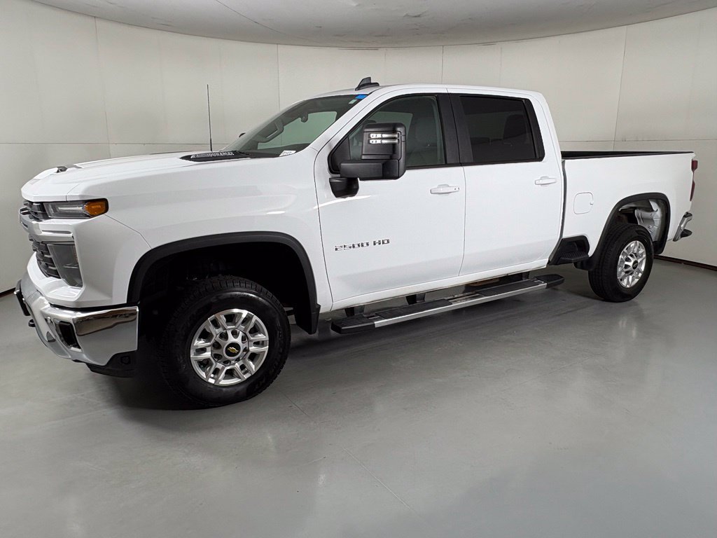 Certified 2025 Chevrolet Silverado 2500 LT w/ Safety Package AWD/4WD image 6