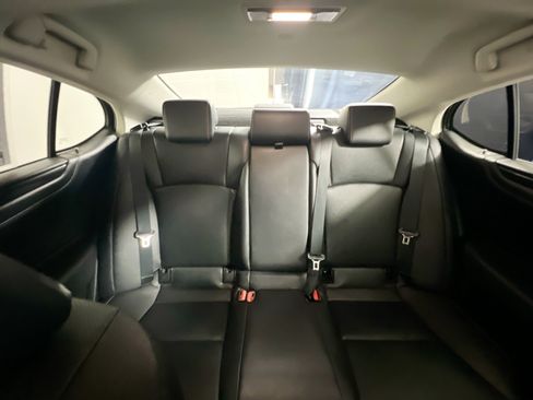 Used 2023 Lexus ES 350 w/ Accessory Package (Z1) FWD image 32
