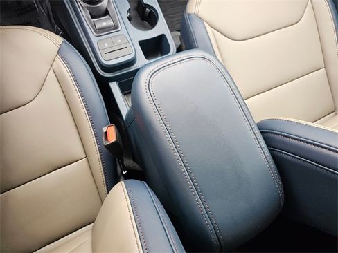 New 2025 Ford Maverick Lariat w/ 4K Tow Package image 23