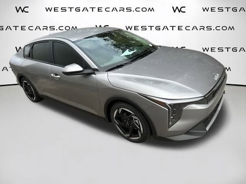 New 2025 Kia K4 EX image 11