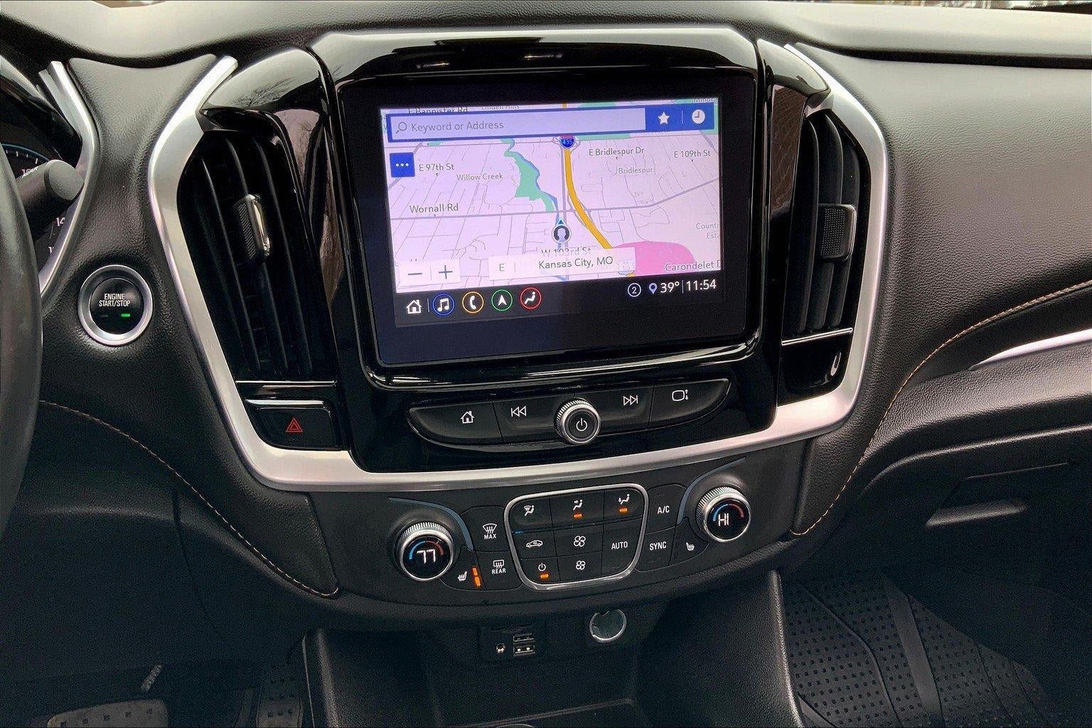 Used 2020 Chevrolet Traverse LT w/ LT Premium Package AWD/4WD image 5
