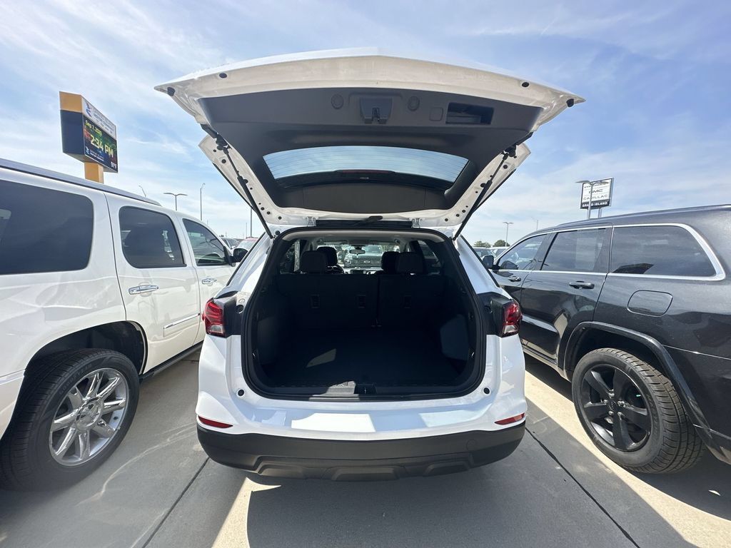 Certified 2024 Chevrolet Equinox LS w/ LS Convenience Package AWD/4WD image 25