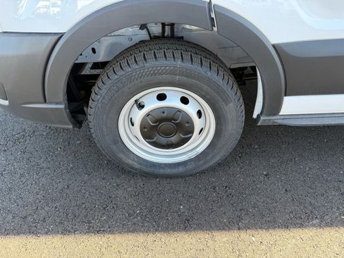 New 2025 Ford Transit 250 148 Medium Roof w/ Load Area Protection Package image 18