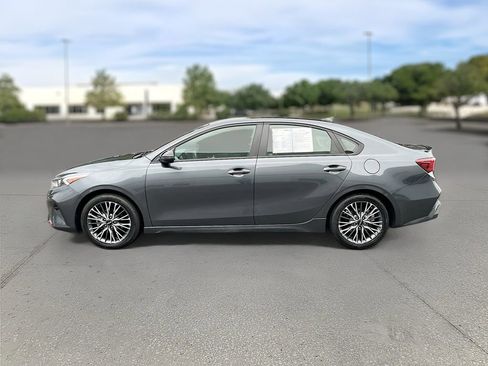 Certified 2023 Kia Forte GT-Line w/ GT-Line Technology Package image 3