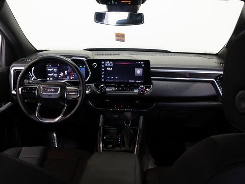 Used 2024 GMC Canyon Elevation image 24