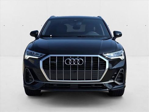 New 2025 Audi Q3 2.0T Premium w/ Convenience Package AWD/4WD image 2