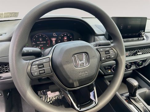 New 2025 Honda Accord SE image 12