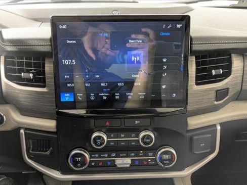 Used 2023 Ford Expedition Limited image 30