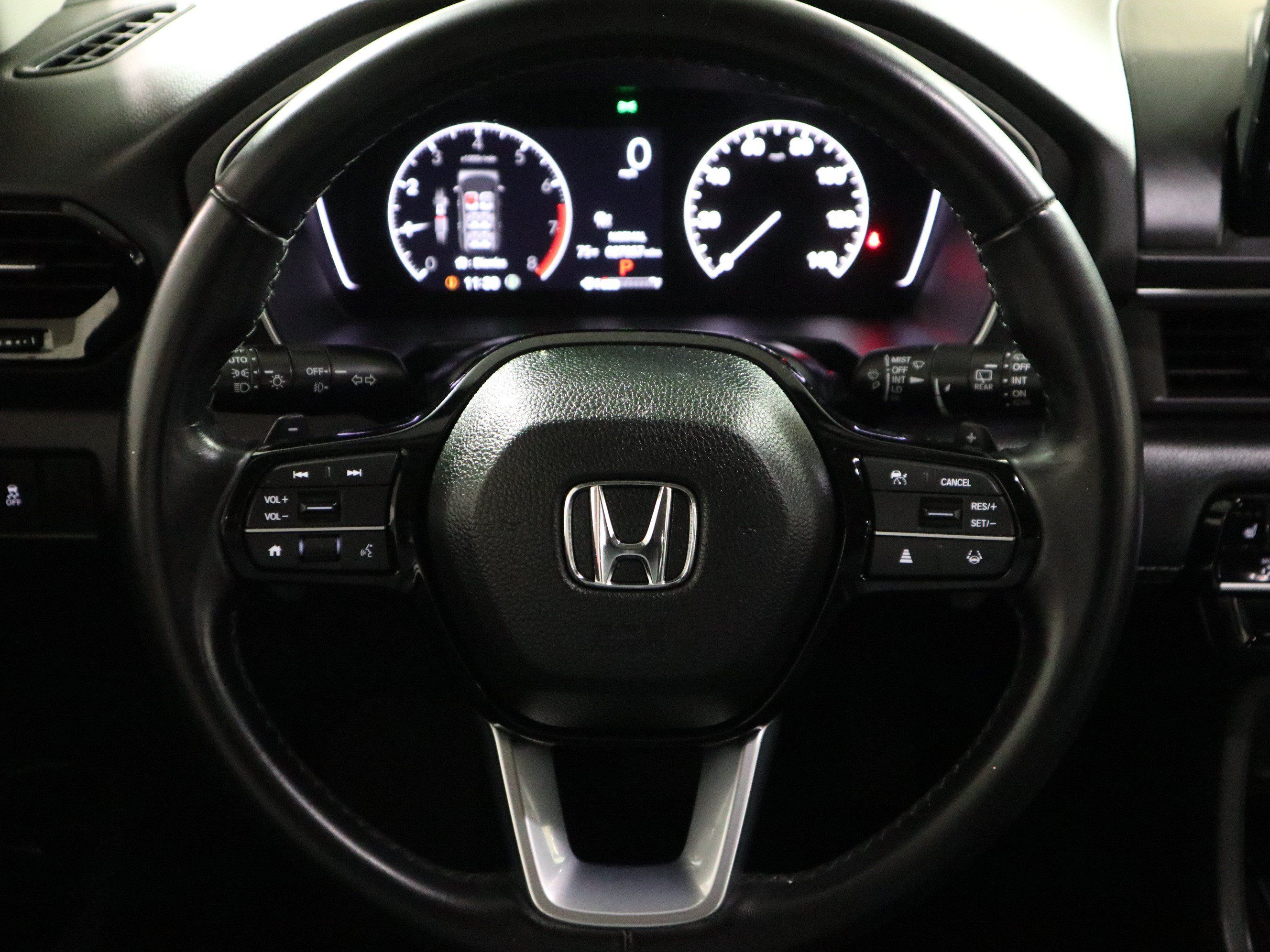 Used 2025 Honda Pilot EX-L image 17