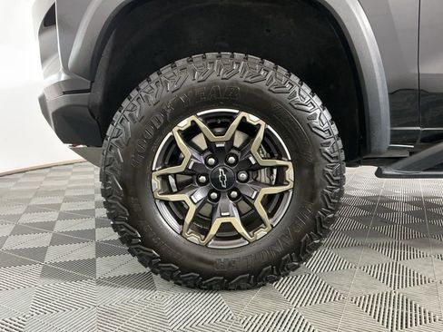 Used 2024 Chevrolet Colorado ZR2 AWD/4WD image 29