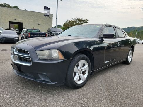 Used 2012 Dodge Charger SE image 21