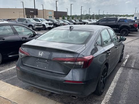 Used 2025 Honda Civic Sport image 3