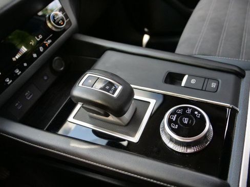 Used 2022 Mitsubishi Outlander SE FWD image 9